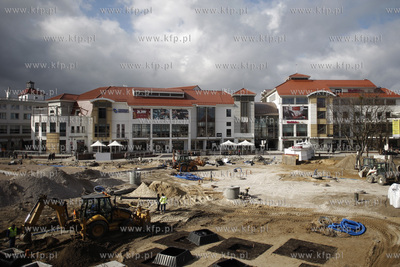 Remont Placu Przyjaciol Sopotu. Realizacja rozpoczela...