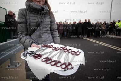 Uroczyste otwarcie obwodnicy Pruszcza Gdanskiego.
16.12.2011
fot....