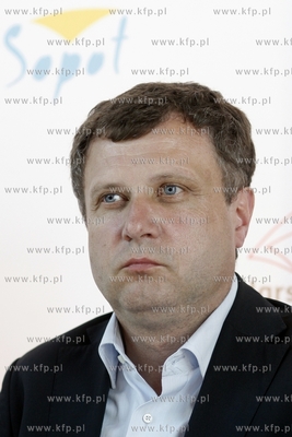 Sopocki Klub Zeglarski. Konferencja prasowa dotyczaca...