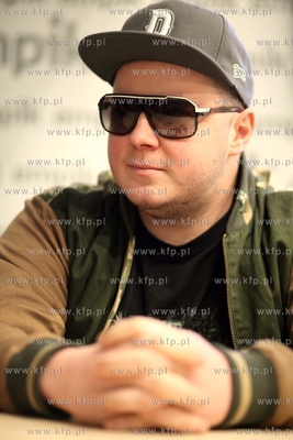 Galeria Baltycka w Gdansku. Promocja nowej plyty Donatana...