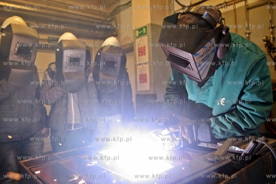 Dzien otwarty dla uczniow w Stoczni Gdansk i GSG Towers...