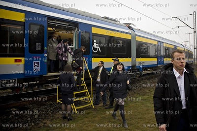 Inauguracyjny przejazd  nowym pociągiem PKP SKM, typu...