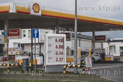 Stacja paliw Shell przy Marynarki Polskiej w Gdańsku.
15.10.2021
fot....