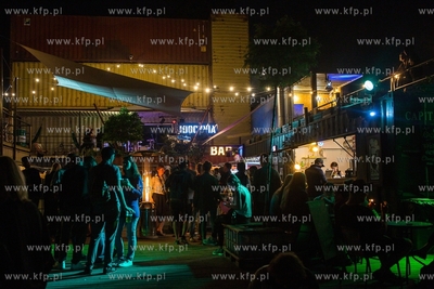 Gdańsk.  Życie kulturalno - rozrywkowe na terenach...