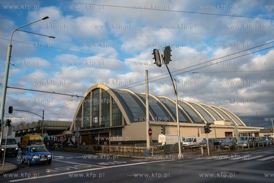 Hale Targowe w Gdyni. 27.11.2020 / fot. Anna Rezulak...