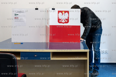 Gdańsk Strzyża. Wybory Prezydenckie 2025. Nz. Obwodowa...