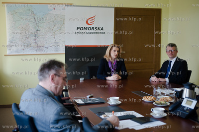 Gdansk. Siedziba Pomorskiej Spolki Gazownictwa. Briefing...