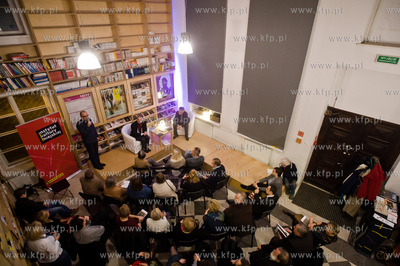 Gdansk. Instytut Kultury Miejskiej. Prowadzone przez...