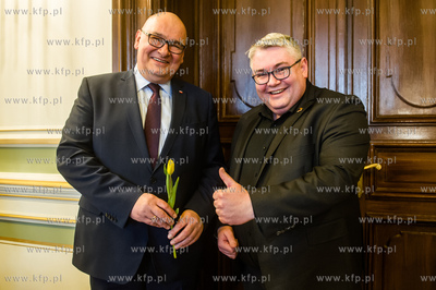 Gdansk. Nowy Ratusz. XXXVI Sesja Rady Miasta Gdanska....