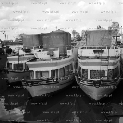 Zimowy postój statków Żeglugi Gdańskiej.
10.1969
0002262z_pazdziernik1969
Fot....