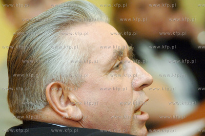 Koszalin. Konferencja prasowa wicepremiera i ministra...