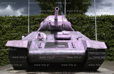 Aleja Zwyciestwa w Gdansku. W nocy nieznani sprawcy...