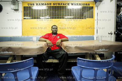 Zatoka Gdanska. Okret Marynarki Wojennej USA, USS RAMAGE...