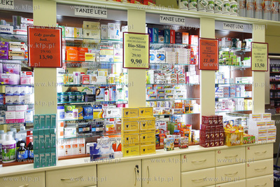 Gdansk, wnetrze apteki przy ul. Kartuskiej. 14.11.2009...