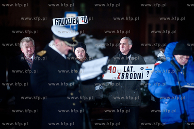 Z udziałem prezydenta Bronisława Komorowskiego odbyly...