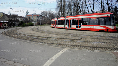 Petla tramwajowa w Oliwie.
12.04.2011
fot. Andrzej...