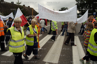 Mieszkancy podusteckiej miejscowosci Zimowiska przez...