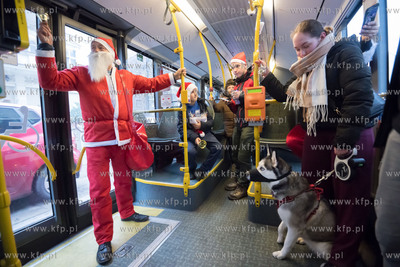 Mikołajkowy przejazd autobusem linii 124 GAiT w Gdańsku....