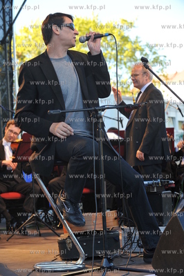 Swieto Monciaka. Sopot Ulica Artystow. Koncert Macieja...