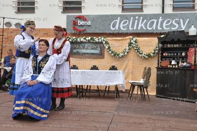 Chmielno. Kaszuby. Inscenizacja wesela kaszubskiego...