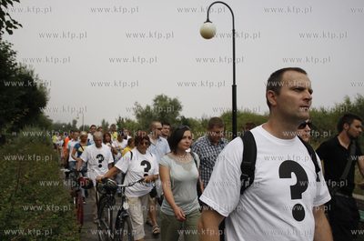 Marsz dla Iwony. Ok. 200 osob przemaszerowało z Sopotu...