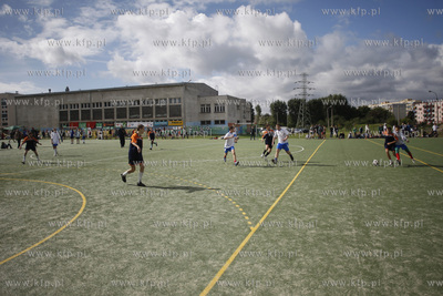 Boisko Zespolu Szkol Ogolnoksztalcacych nr 8 przy ul....