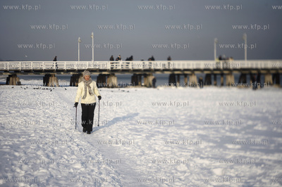 Sopot. Plaza.
28.12.2010
fot.Krzysztof Mystkowski...