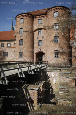 Frombork. Nz Brama poludniowa warowni katedralnej.
27.03.2011
fot....