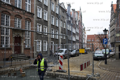 Wymiana nawierzchni ulicy Chlebnickiej w Gdańsku.
20.02.2017
fot....