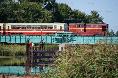Żuławka Kolej Dojazdowa. Most obrotowy w Rybinie....