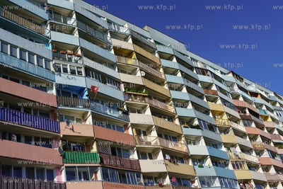 Falowiec w Nowym Porcie, przy ulicy Wyzwolenia. 10.07.2021...