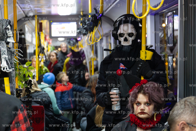 Gdńsk. Halloweenowy tramwaj. 31.10.2024 / fot. Anna...