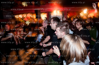 Gdansk. Gazeta Rock Cafe. Zadzwoncie po milicje! przedpremierowy...