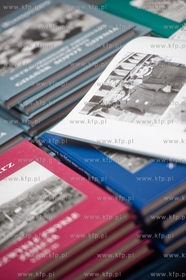 Gdansk. CH Manhattan. Promocja angielskiej wersji albumu...