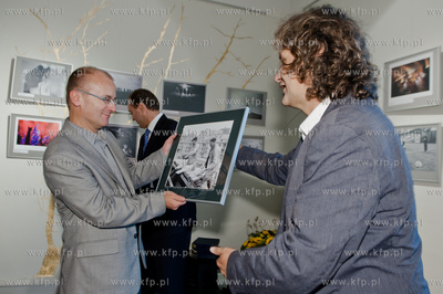 Gdansk. Nadbaltyckie Centrum Kultury. Uroczystosc wreczenia...