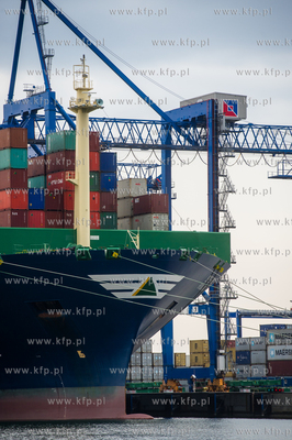 Gdansk. Terminal kontenerowy DCT. Kolejne zawiniecie...