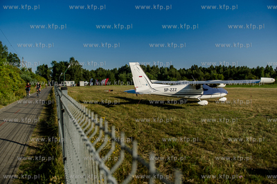 Lotnisko w Jastarni. 19.08.2015 fot. Mateusz Ochocki...