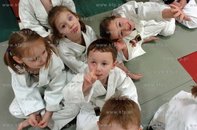 W przedszkolu w Jezierzycech k/Slupska 5 i 6 latkowie...