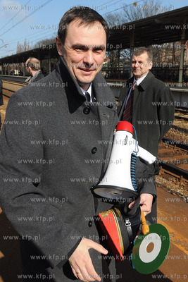 Ruszyla modernizacja linii kolejowej na terenie Trojmiasta
Dzisiaj...