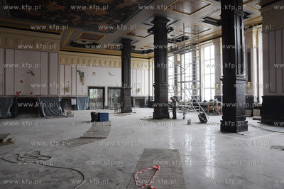 Trwa Remont i przebudowa dworca kolejowego Gdynia Glowna,...