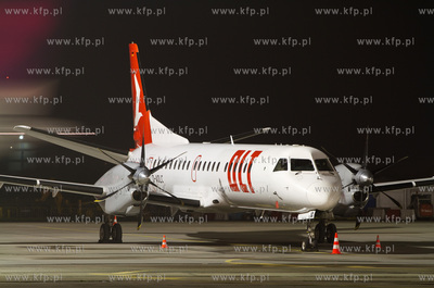 Port Lotniczy Gdansk im. Lecha Walesy. Nz. Saab 2000...