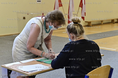 Zespol Szkol Handlowych w Sopocie, ul. Wejherowska....