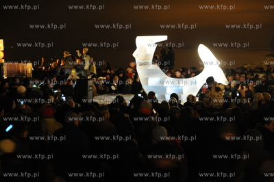 Gdynia, Bulwar Nadmorski. Festiwal rzezb lodowych....