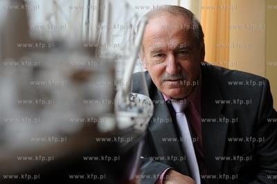 Boshidar Metschkow, czlonek Zarzadu, Dyrektor Generalny...