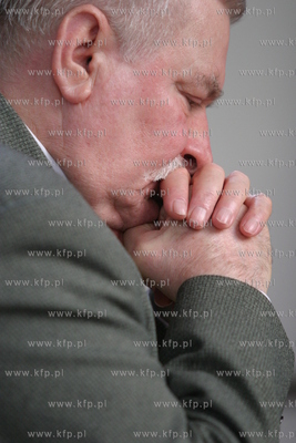 W pierwszy dzien po przystapieniu Polski do Unii Europejskiej...