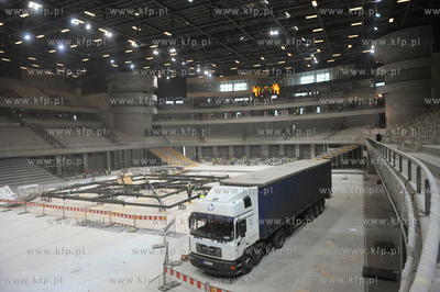 Budowa wielofunkcyjnej hali sportowo - widowiskowej...