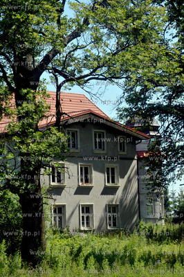 Palac w Malkowie w gminie Zukowo. 10.07.2014 Fot. Maciej...