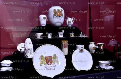 Gdańsk. Ratusz Głównego Miasta. Wystawa "Pod królewską...