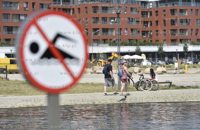Gdańsk-Wrzeszcz, osiedle Garnizon. Staw, oczko wodne...