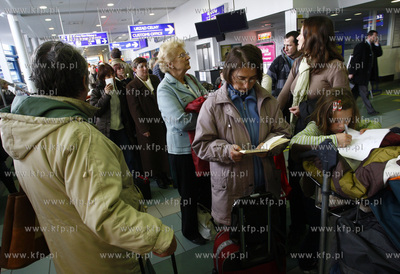 Gdansk Rebiechowo. Port lotniczy im. Lecha Walesy....
